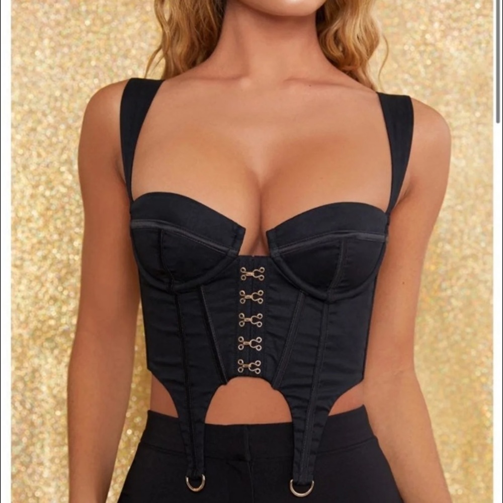 Oh Polly NWT underwired corset crop